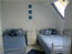 Coquelicot: Twin Bedroom